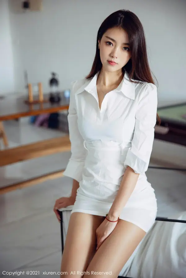 Vol. 04073 可乐Vicky(57P)