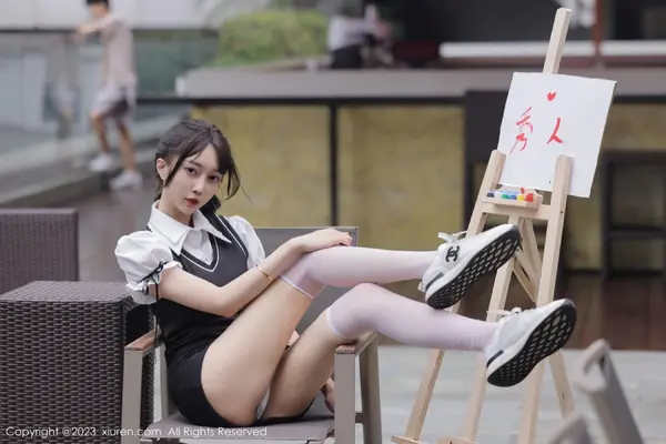 Vol. 06889 玥儿玥er(70P)