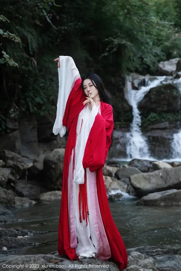 Vol. 07295 严利娅Yuliya(90P)