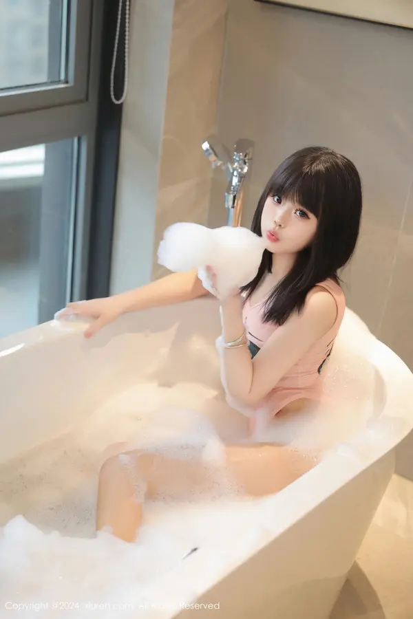 Vol. 08446 徐若兮(77P)