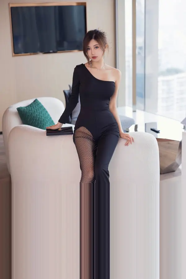 Vol. 07117 绮里嘉ula(83P)