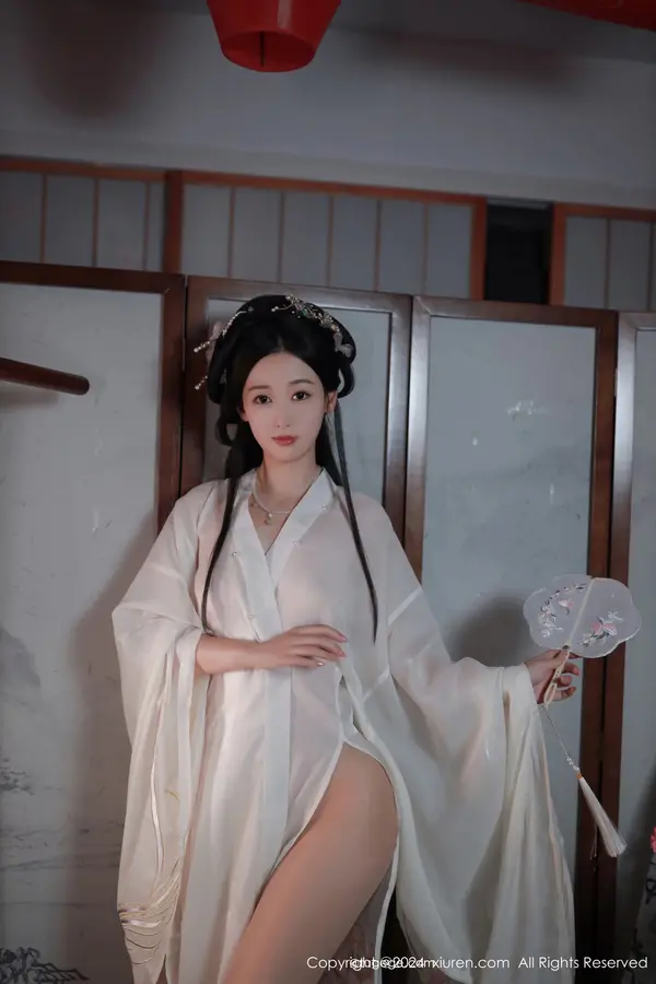 Vol. 08898 唐安琪(82P)
