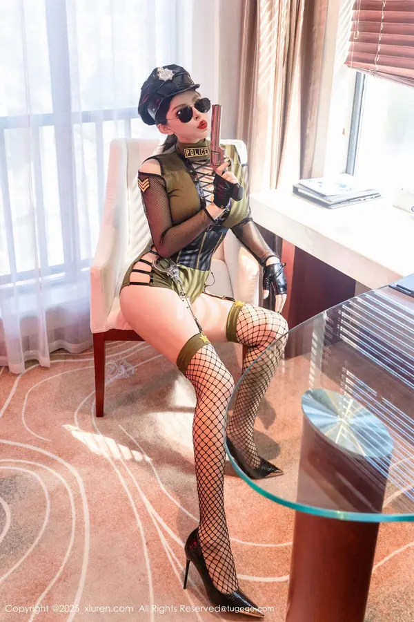 Vol. 10064 伊丽莎有点白(98P)