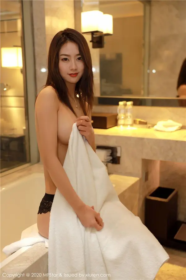 Vol. 0307 方子萱(46P)