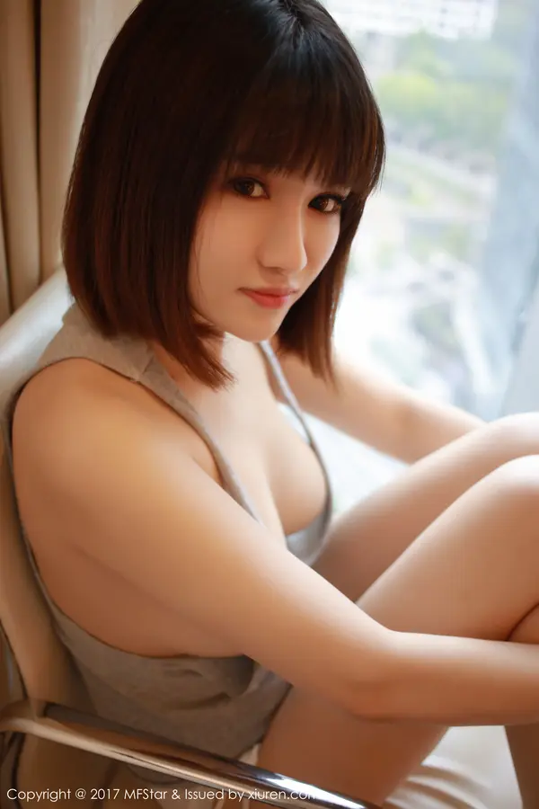 Vol. 0102 K8傲娇萌萌Vivian(51P)