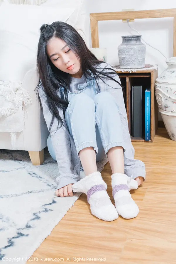Vol. 01024 许诺Sabrina(83P)
