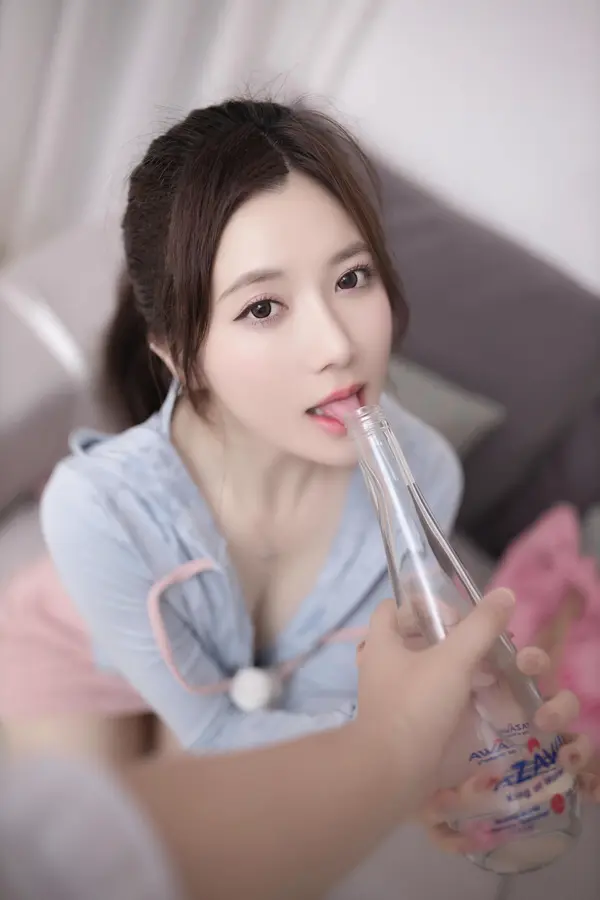 鱼子酱Fish《等下班的人》(130P)