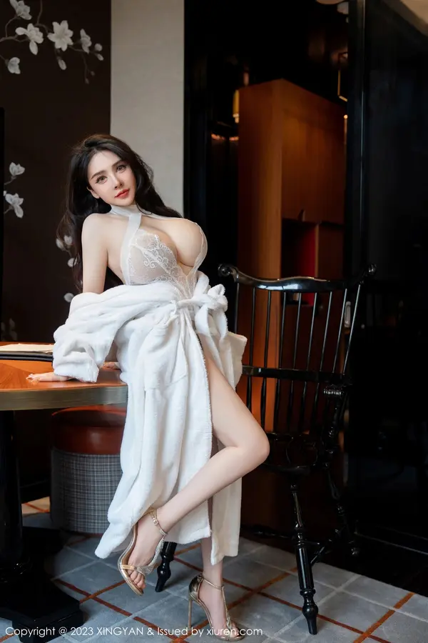 Vol. 0220 潘娇娇(77P)