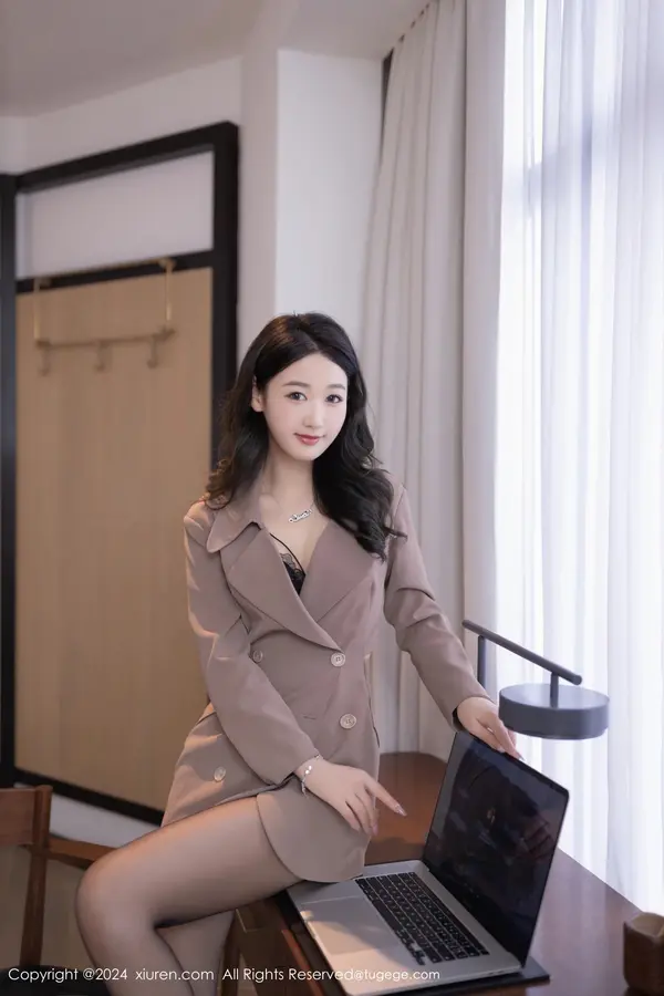 Vol. 08824 唐安琪(84P)
