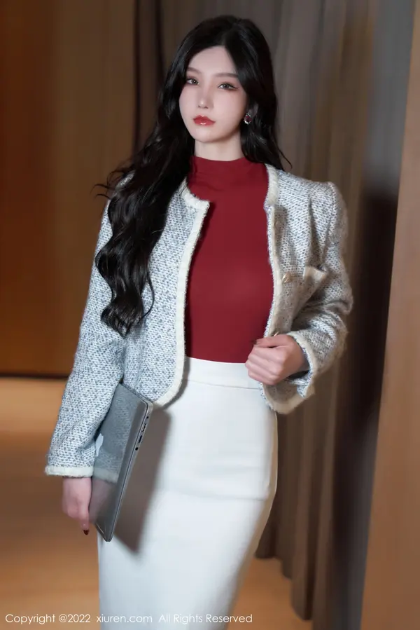 Vol. 04728 周于希Sally(77P)