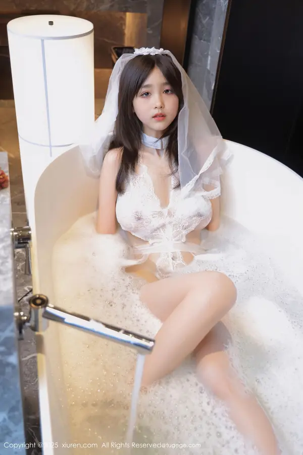 Vol. 10011 奶芙乔乔(67P)
