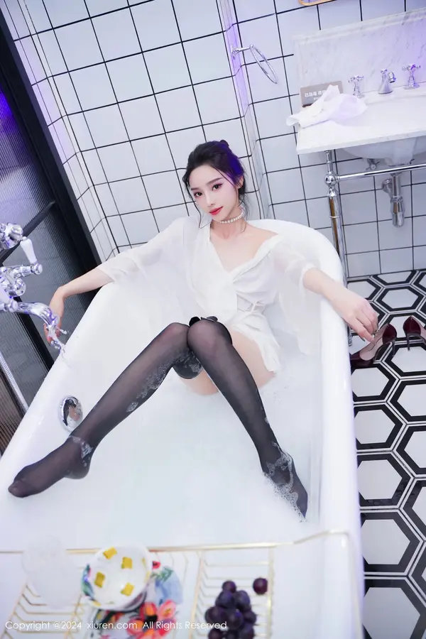 Vol. 08283 苏曼兮(85P)
