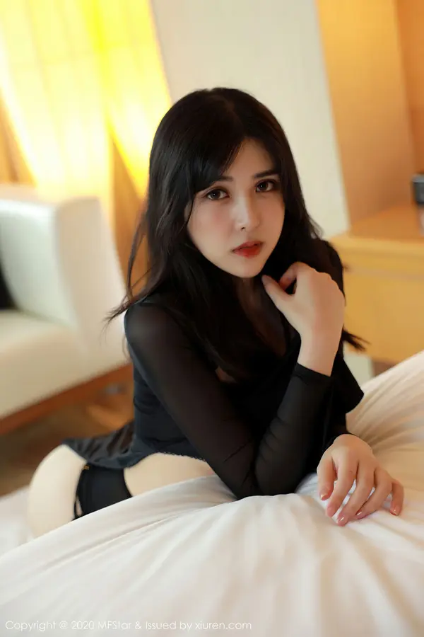 Vol. 0352 韩静安(49P)