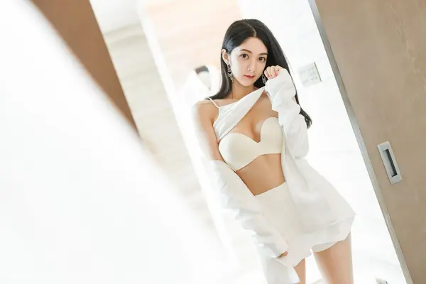Vol. 0484 Angela小热巴(74P)