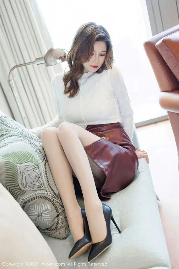 Vol. 06693 杨可可coco(64P)