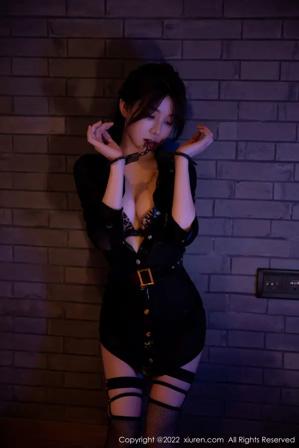 Vol. 05931 婠婠么(95P)