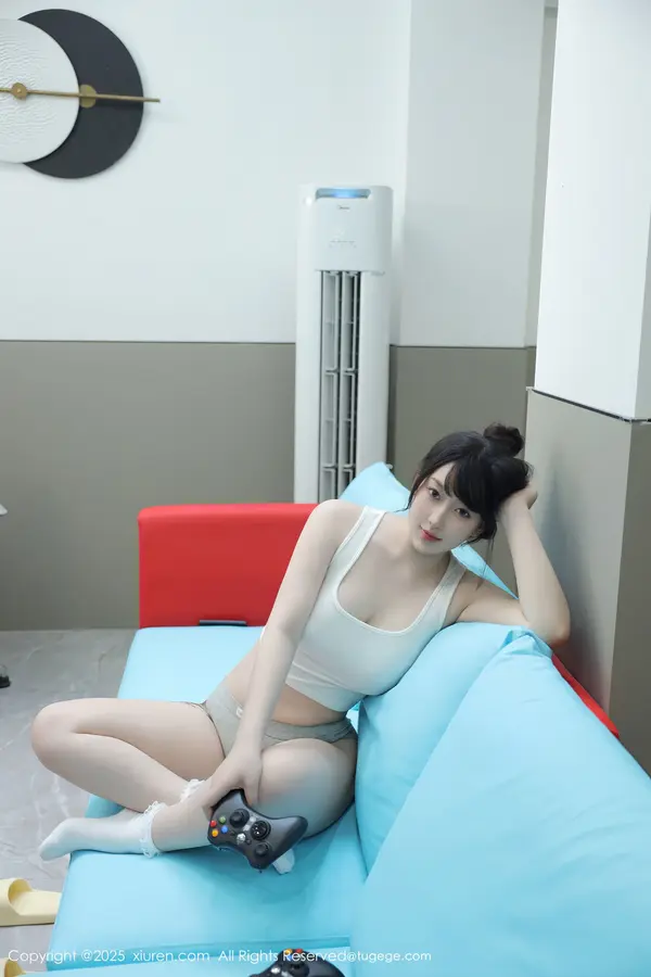 Vol. 10676 李沁恩lrene(71P)
