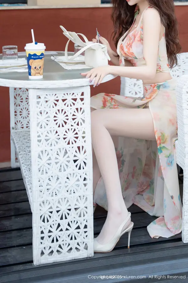 Vol. 09792 拍黄瓜girl(78P)