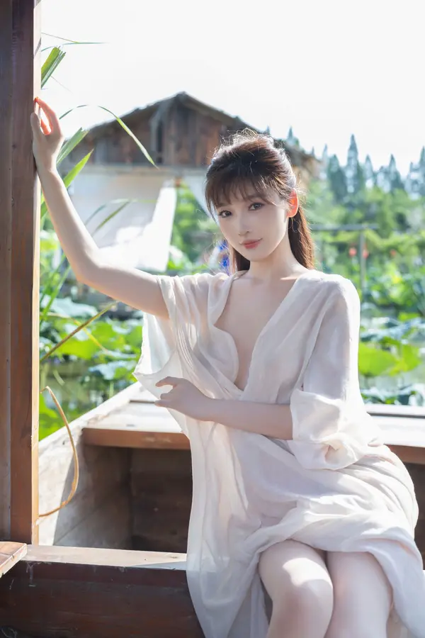 Vol. 10630 陆萱萱《私购流出》(91P)