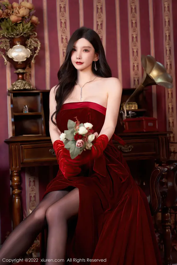 Vol. 04909 周于希Sally(79P)