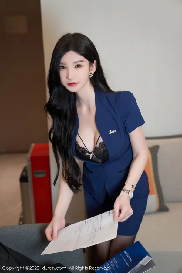 Vol. 05324 周于希Sally(82P)