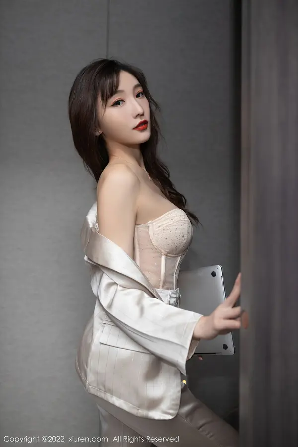 Vol. 05594 陆萱萱(79P)