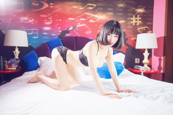 Vol. 00933 小探戈(68P)