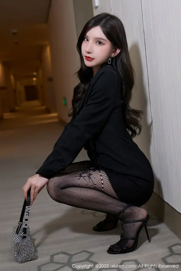 Vol. 04486 周于希Sally(81P)
