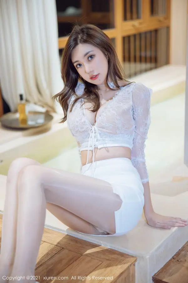 Vol. 04105 绮里嘉ula(64P)