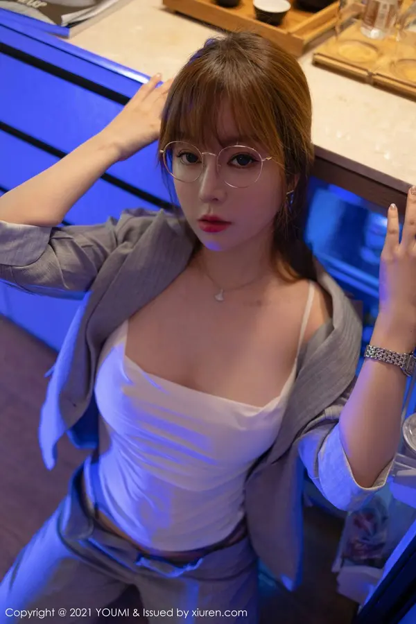 Vol. 0687 王雨纯(66P)
