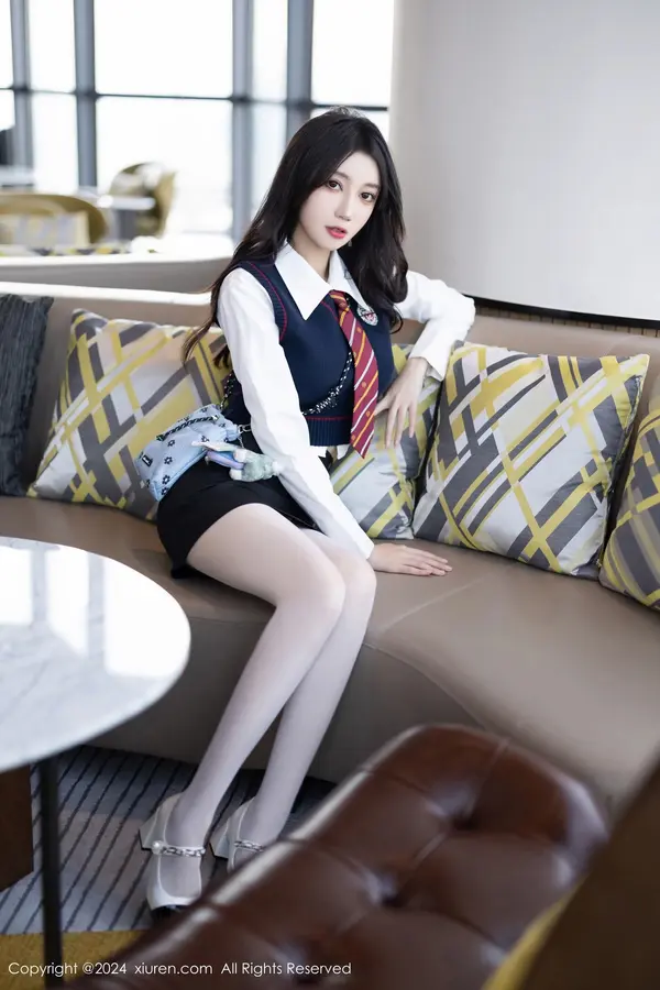 Vol. 08247 玥儿玥(83P)
