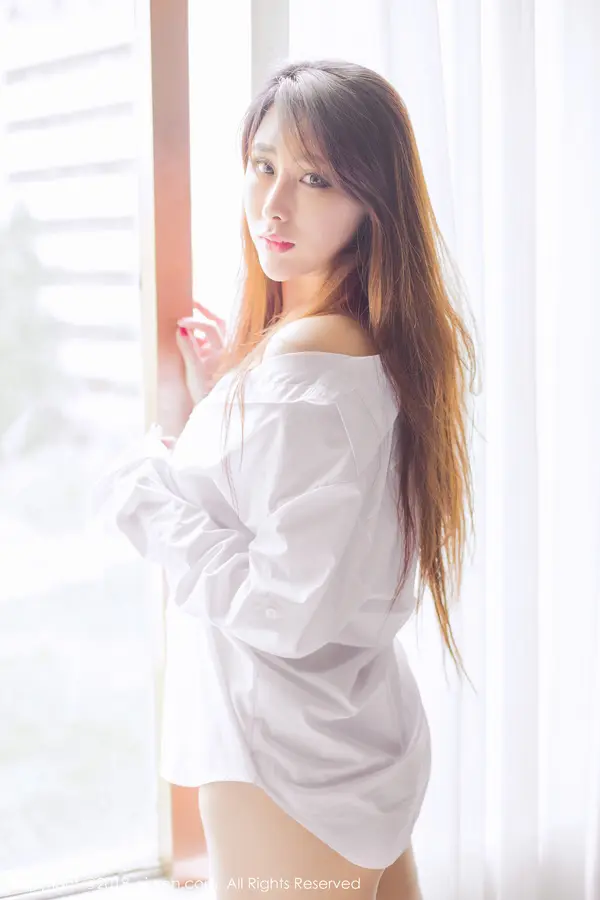 Vol. 01096 孟狐狸FoxYini(32P)