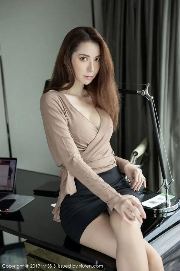 Vol. 0354 Carry(47P)