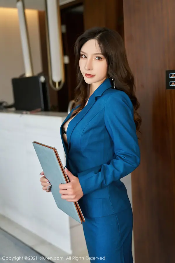 Vol. 03537 周于希Sandy(86P)