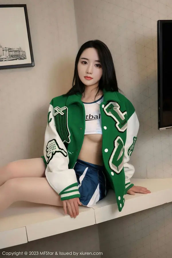 Vol. 0602 汐汐爱吃草莓(52P)