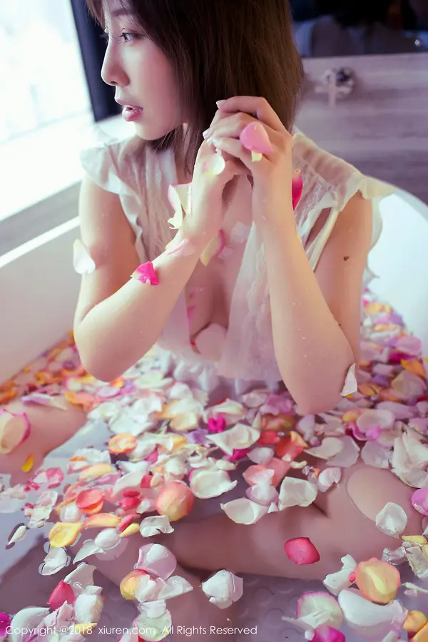 Vol. 00981 枝恩(58P)