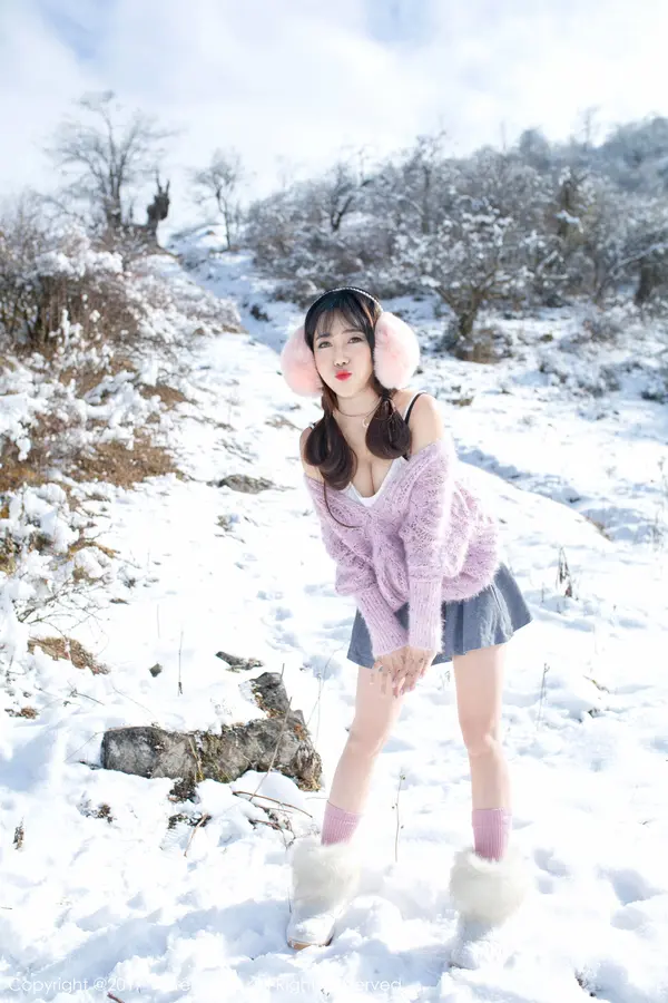 Vol. 00720 兜豆靓Youlina(52P)