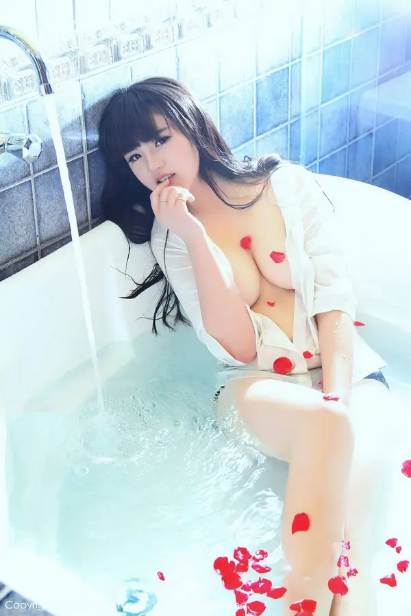 Vol. 00261 旭儿(71P)