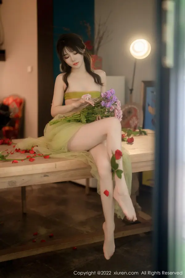 Vol. 05875 婠婠么(86P)