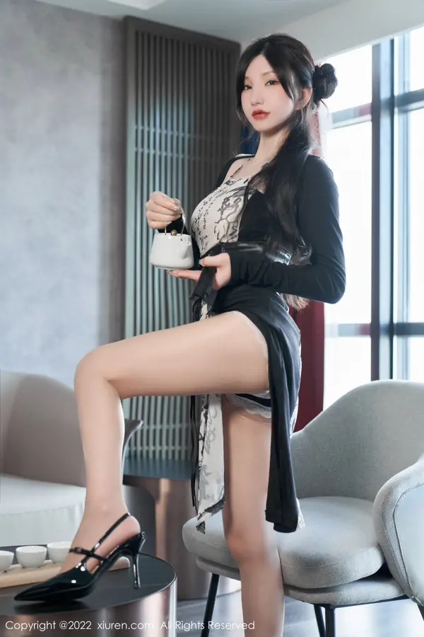 Vol. 05623 周于希Sally(95P)
