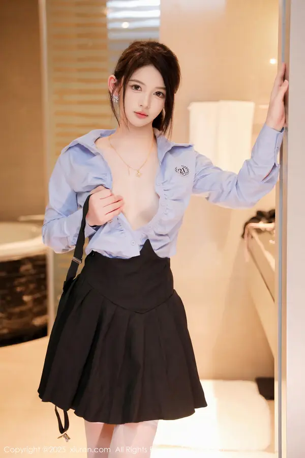Vol. 09819 爱酱里(81P)
