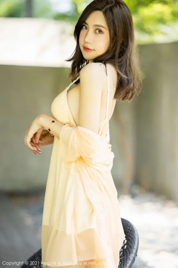 Vol. 0561 绮里嘉Carina(57P)