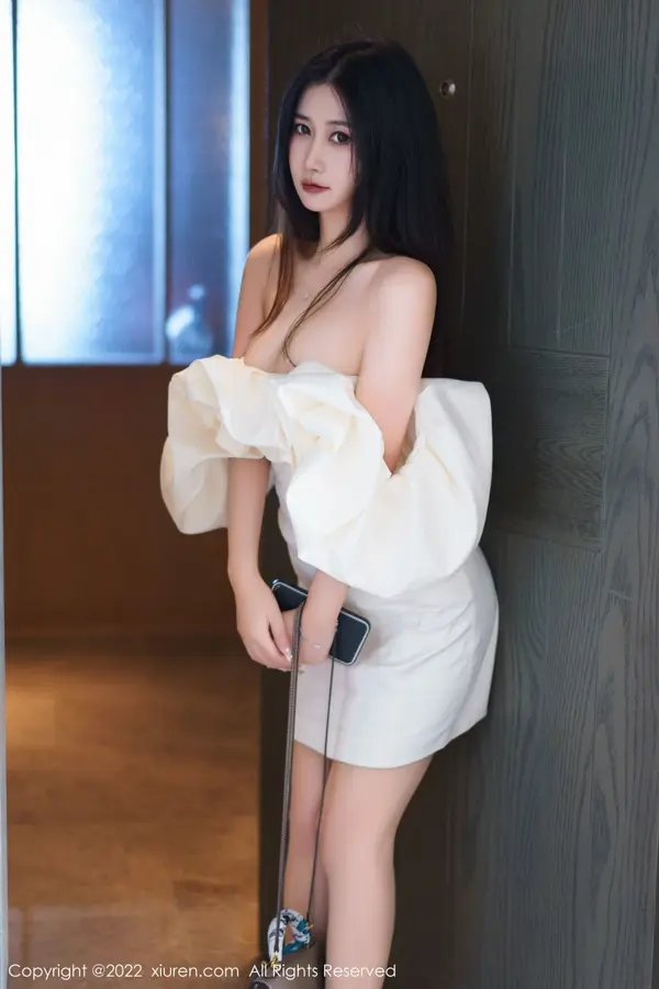 Vol. 06032 laura阿姣(93P)