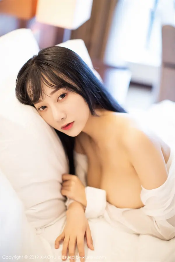 Vol. 0076 何嘉颖(72P)