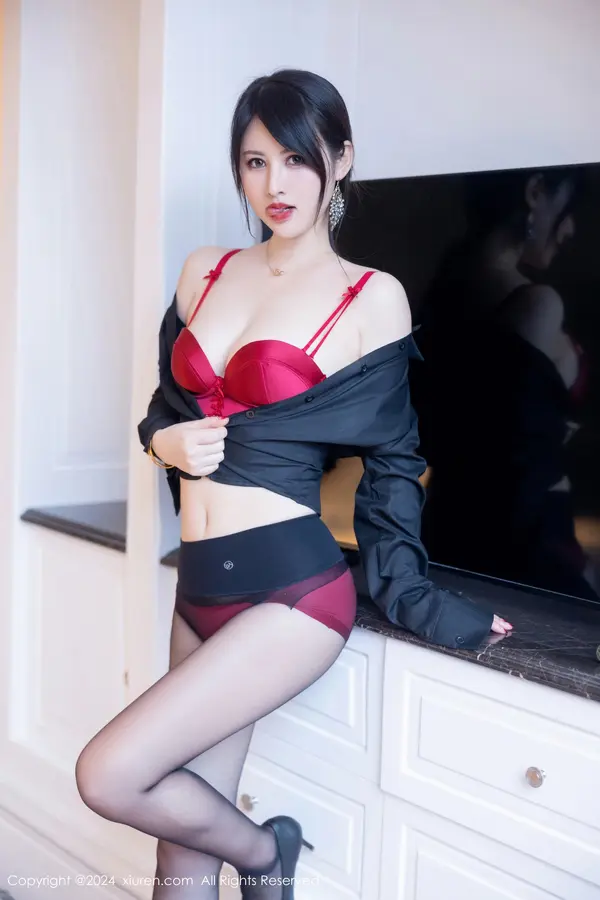 Vol. 08569 诗诗kiki(83P)
