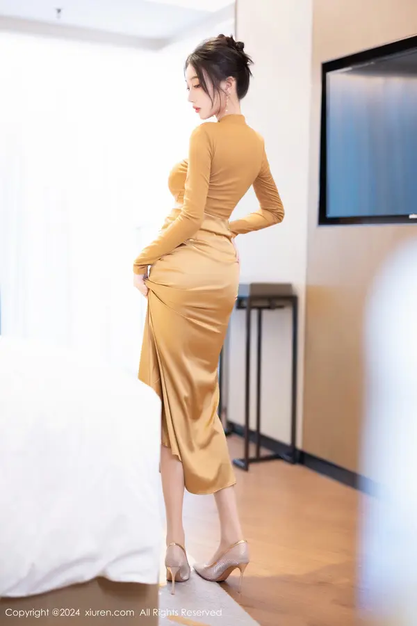 Vol. 08574 玥儿玥(82P)