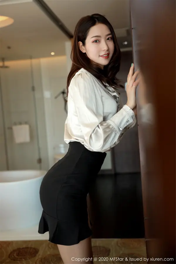 Vol. 0328 方子萱(60P)