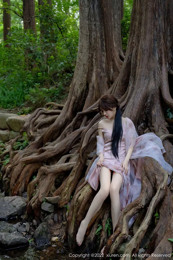 Vol. 5690 婠婠么(82P)