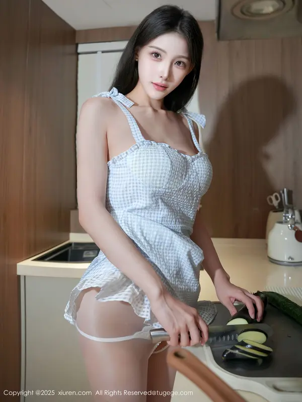 Vol. 11026 梨霜儿(72P)