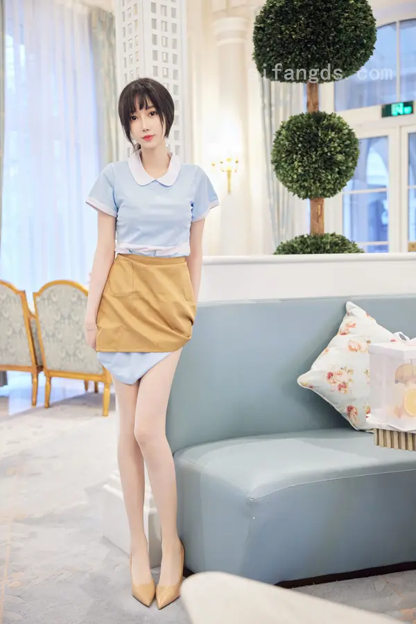 玥儿玥er《私购流出》(82P + 4V)